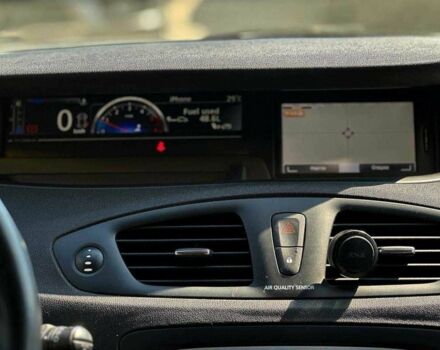 Білий Рено Меган, об'ємом двигуна 1.5 л та пробігом 200 тис. км за 8990 $, фото 19 на Automoto.ua