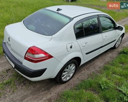Білий Рено Меган, об'ємом двигуна 1.6 л та пробігом 173 тис. км за 3900 $, фото 4 на Automoto.ua