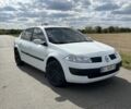 Белый Рено Меган, объемом двигателя 1.4 л и пробегом 215 тыс. км за 4100 $, фото 1 на Automoto.ua