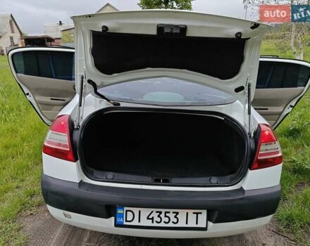 Білий Рено Меган, об'ємом двигуна 1.6 л та пробігом 173 тис. км за 3900 $, фото 9 на Automoto.ua