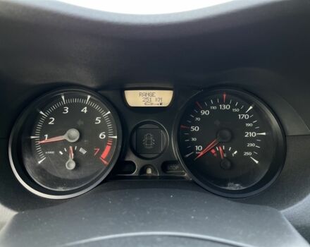 Белый Рено Меган, объемом двигателя 1.4 л и пробегом 215 тыс. км за 4100 $, фото 19 на Automoto.ua