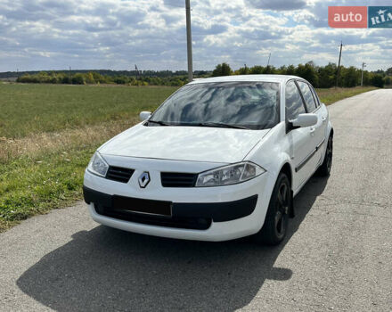 Білий Рено Меган, об'ємом двигуна 1.4 л та пробігом 215 тис. км за 3900 $, фото 3 на Automoto.ua