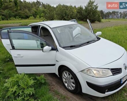 Білий Рено Меган, об'ємом двигуна 1.6 л та пробігом 173 тис. км за 3900 $, фото 13 на Automoto.ua