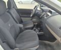Белый Рено Меган, объемом двигателя 1.6 л и пробегом 265 тыс. км за 3700 $, фото 10 на Automoto.ua