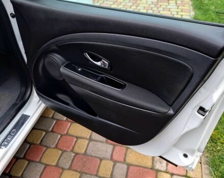 Рено Меган 2016 в Ровно на Automoto.ua Белый Рено Меган, объемом двигателя 1.5 л и пробегом 199 тыс. км за 9800 $, фото 10 на Automoto.ua