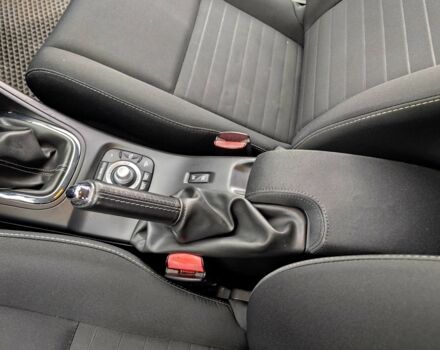 Рено Меган 2016 в Ровно на Automoto.ua Белый Рено Меган, объемом двигателя 1.5 л и пробегом 199 тыс. км за 9800 $, фото 19 на Automoto.ua