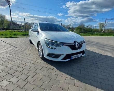Рено Меган 2017 в Житомире на Automoto.ua Белый Рено Меган, объемом двигателя 1.5 л и пробегом 166 тыс. км за 13499 $, фото 4 на Automoto.ua