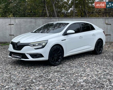 Белый Рено Меган, объемом двигателя 1.46 л и пробегом 239 тыс. км за 13490 $, фото 4 на Automoto.ua