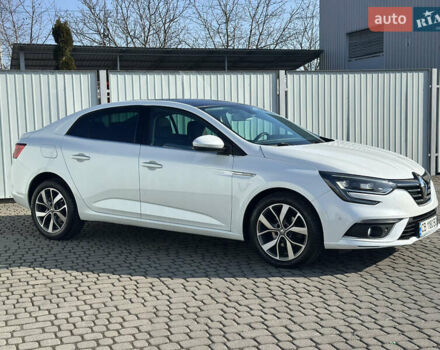 Белый Рено Меган, объемом двигателя 1.46 л и пробегом 199 тыс. км за 14299 $, фото 2 на Automoto.ua