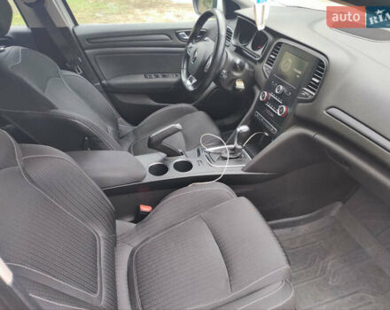 Білий Рено Меган, об'ємом двигуна 1.46 л та пробігом 150 тис. км за 13300 $, фото 9 на Automoto.ua