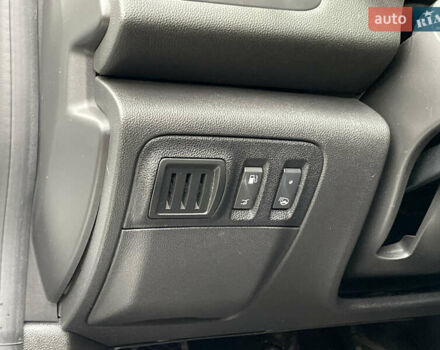 Белый Рено Меган, объемом двигателя 1.46 л и пробегом 239 тыс. км за 13490 $, фото 25 на Automoto.ua