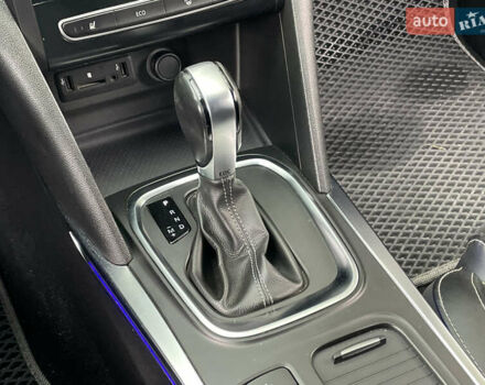 Белый Рено Меган, объемом двигателя 1.46 л и пробегом 239 тыс. км за 13490 $, фото 26 на Automoto.ua