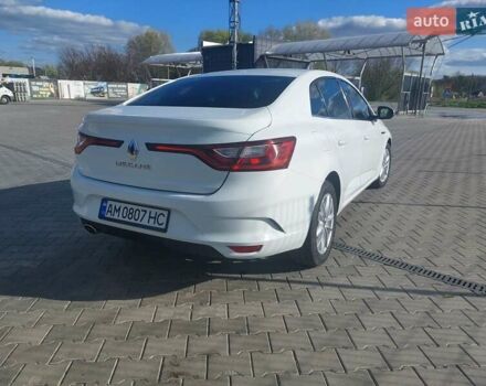 Рено Меган 2017 в Житомире на Automoto.ua Белый Рено Меган, объемом двигателя 1.5 л и пробегом 166 тыс. км за 13499 $, фото 16 на Automoto.ua