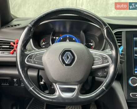 Белый Рено Меган, объемом двигателя 1.46 л и пробегом 239 тыс. км за 13490 $, фото 16 на Automoto.ua