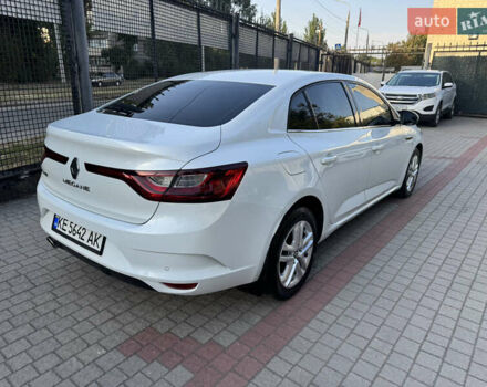 Білий Рено Меган, об'ємом двигуна 1.6 л та пробігом 186 тис. км за 11000 $, фото 4 на Automoto.ua