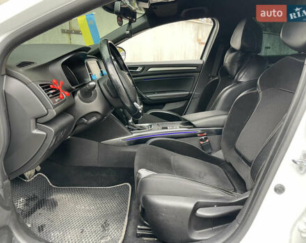 Белый Рено Меган, объемом двигателя 1.46 л и пробегом 239 тыс. км за 13490 $, фото 11 на Automoto.ua