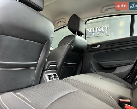 Белый Рено Меган, объемом двигателя 1.5 л и пробегом 101 тыс. км за 16300 $, фото 42 на Automoto.ua