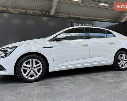 Белый Рено Меган, объемом двигателя 1.5 л и пробегом 88 тыс. км за 15900 $, фото 10 на Automoto.ua