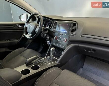 Белый Рено Меган, объемом двигателя 1.5 л и пробегом 88 тыс. км за 15900 $, фото 39 на Automoto.ua