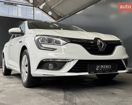 Белый Рено Меган, объемом двигателя 1.5 л и пробегом 122 тыс. км за 15900 $, фото 24 на Automoto.ua