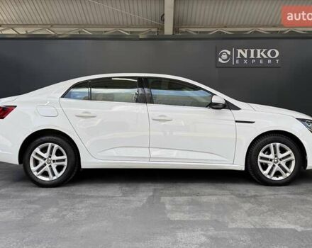 Белый Рено Меган, объемом двигателя 1.5 л и пробегом 88 тыс. км за 15900 $, фото 30 на Automoto.ua