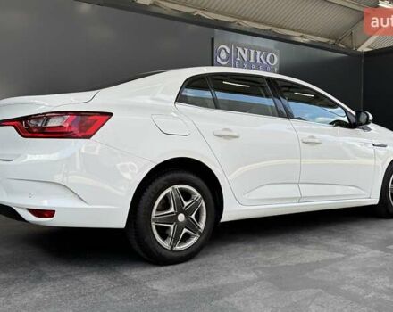 Белый Рено Меган, объемом двигателя 1.5 л и пробегом 101 тыс. км за 16300 $, фото 22 на Automoto.ua