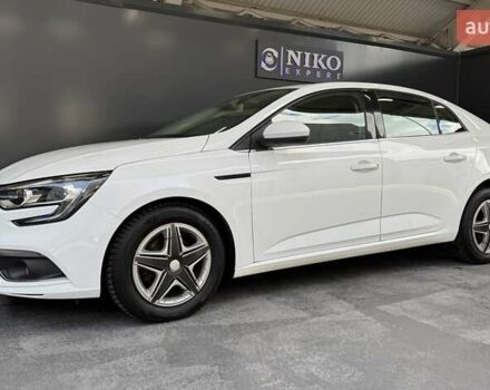 Белый Рено Меган, объемом двигателя 1.5 л и пробегом 101 тыс. км за 16300 $, фото 8 на Automoto.ua