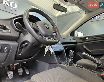 Білий Рено Меган, об'ємом двигуна 1.5 л та пробігом 94 тис. км за 14500 $, фото 28 на Automoto.ua