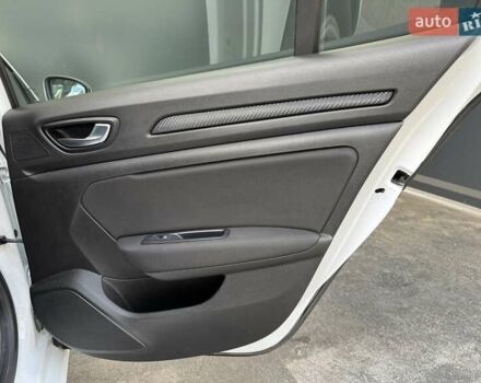 Белый Рено Меган, объемом двигателя 1.5 л и пробегом 101 тыс. км за 16300 $, фото 48 на Automoto.ua