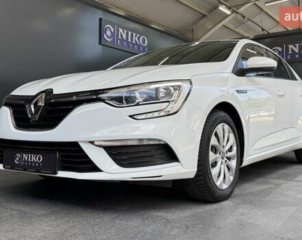 Білий Рено Меган, об'ємом двигуна 1.5 л та пробігом 94 тис. км за 14500 $, фото 5 на Automoto.ua