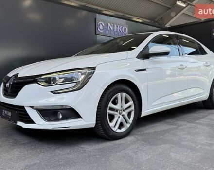 Белый Рено Меган, объемом двигателя 1.5 л и пробегом 88 тыс. км за 15900 $, фото 5 на Automoto.ua