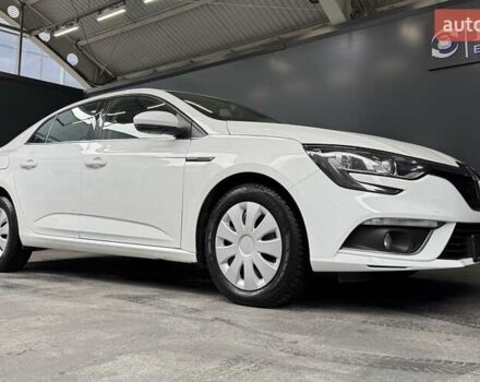 Белый Рено Меган, объемом двигателя 1.5 л и пробегом 122 тыс. км за 15900 $, фото 20 на Automoto.ua