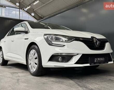 Белый Рено Меган, объемом двигателя 1.5 л и пробегом 122 тыс. км за 15900 $, фото 21 на Automoto.ua