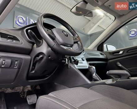 Белый Рено Меган, объемом двигателя 1.5 л и пробегом 122 тыс. км за 15900 $, фото 26 на Automoto.ua