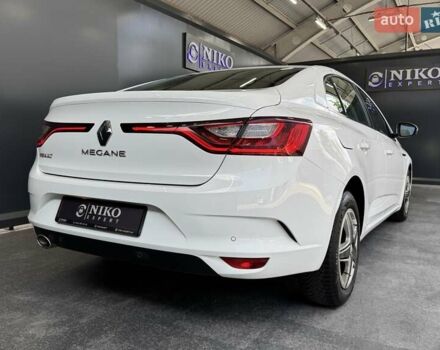 Белый Рено Меган, объемом двигателя 1.5 л и пробегом 101 тыс. км за 16300 $, фото 16 на Automoto.ua
