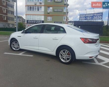 Белый Рено Меган, объемом двигателя 1.46 л и пробегом 180 тыс. км за 13200 $, фото 1 на Automoto.ua