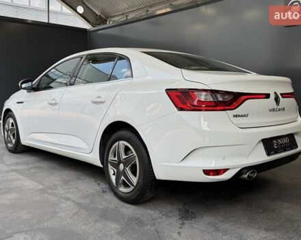 Белый Рено Меган, объемом двигателя 1.5 л и пробегом 101 тыс. км за 16300 $, фото 10 на Automoto.ua