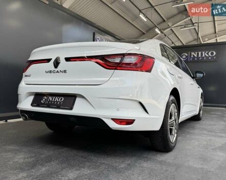 Белый Рено Меган, объемом двигателя 1.5 л и пробегом 101 тыс. км за 16300 $, фото 17 на Automoto.ua