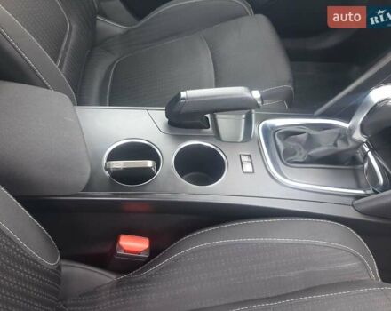 Белый Рено Меган, объемом двигателя 1.46 л и пробегом 180 тыс. км за 13200 $, фото 17 на Automoto.ua