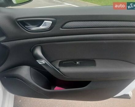 Белый Рено Меган, объемом двигателя 1.46 л и пробегом 180 тыс. км за 13200 $, фото 18 на Automoto.ua