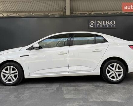 Белый Рено Меган, объемом двигателя 1.5 л и пробегом 88 тыс. км за 15900 $, фото 11 на Automoto.ua