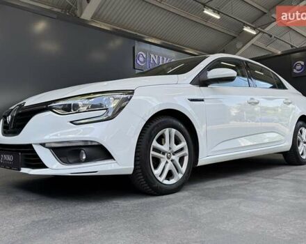 Белый Рено Меган, объемом двигателя 1.5 л и пробегом 88 тыс. км за 15900 $, фото 6 на Automoto.ua