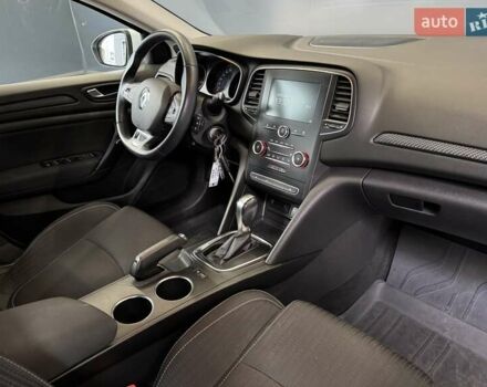 Белый Рено Меган, объемом двигателя 1.5 л и пробегом 101 тыс. км за 16300 $, фото 40 на Automoto.ua