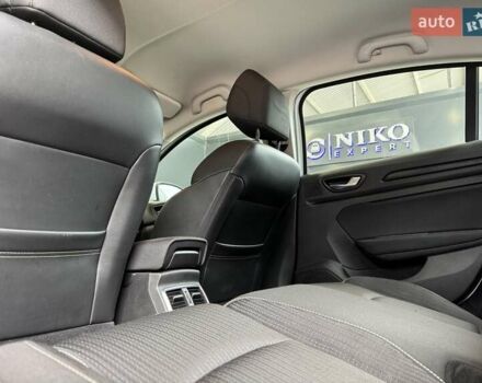 Белый Рено Меган, объемом двигателя 1.5 л и пробегом 122 тыс. км за 15900 $, фото 34 на Automoto.ua