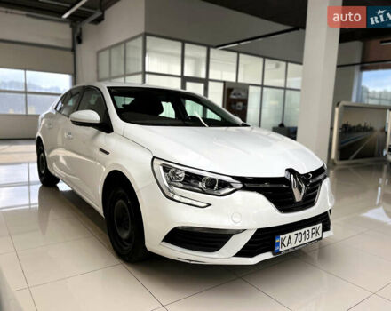 Білий Рено Меган, об'ємом двигуна 1.46 л та пробігом 158 тис. км за 10999 $, фото 3 на Automoto.ua