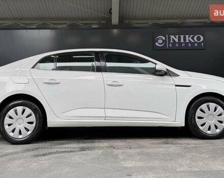 Белый Рено Меган, объемом двигателя 1.5 л и пробегом 122 тыс. км за 15900 $, фото 18 на Automoto.ua