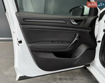 Белый Рено Меган, объемом двигателя 1.5 л и пробегом 122 тыс. км за 15900 $, фото 36 на Automoto.ua