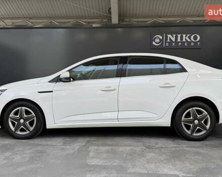 Белый Рено Меган, объемом двигателя 1.5 л и пробегом 101 тыс. км за 16300 $, фото 9 на Automoto.ua