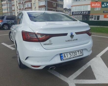 Белый Рено Меган, объемом двигателя 1.46 л и пробегом 180 тыс. км за 13200 $, фото 2 на Automoto.ua