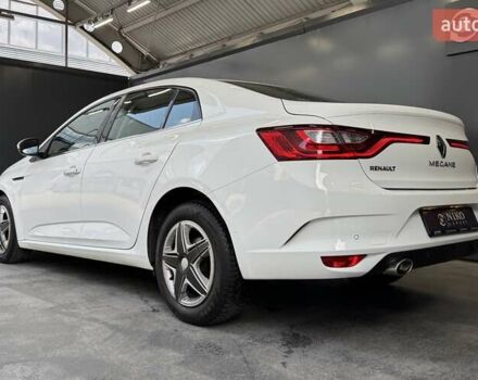 Белый Рено Меган, объемом двигателя 1.5 л и пробегом 101 тыс. км за 16300 $, фото 11 на Automoto.ua